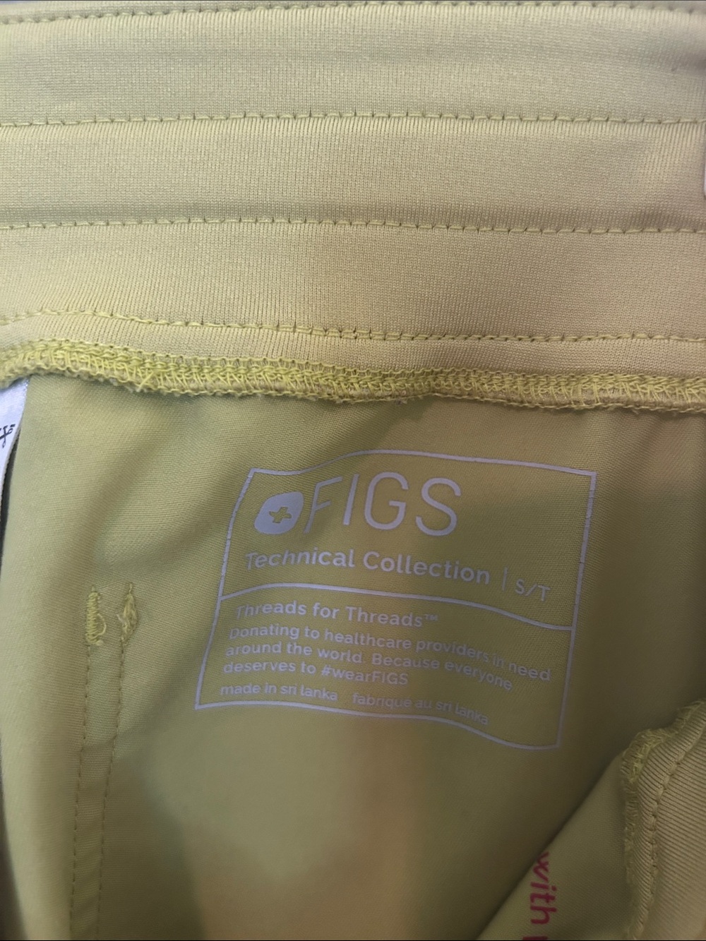 Figs Chartreuse Yola Yoga Scrub Pants Size Small - Picture 3 of 4